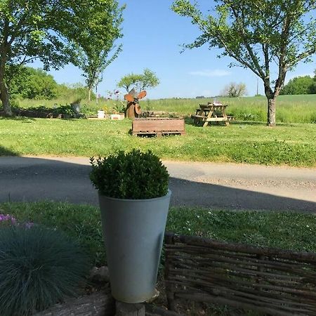 « Le Vieux Hangar » Gite A La Ferme Le Buisson-de-Cadouin Exterior foto